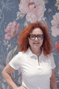 Ordinationsgehilfin Gerda Löscher aus der Frauenheilkundepraxis Dr. Priese, Dr. Stecher